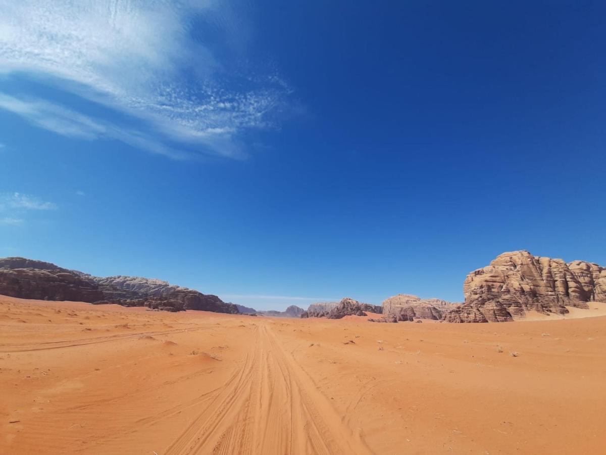 Wadi Rum Secrets Camp Extérieur photo